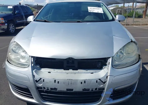 2008 Volkswagen Jetta Se/Sel z USA, uszkodzony, nr VIN 3VWRZ71K18M191083